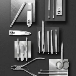 19 in 1 Stainless Steel Manicure Set For Foot Fitting Set Professional Pedicure Kit Nail Scissors Grooming Kit with Leather Travel Case for Women and Men