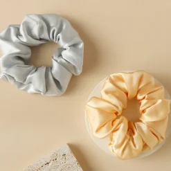 100% Mulberry Silk Hair Scrunchies Ties for Frizz & Breakage Prevention, Nature Silk Hair Ties No Damage, Elastic ponytail Holders, 1Pc