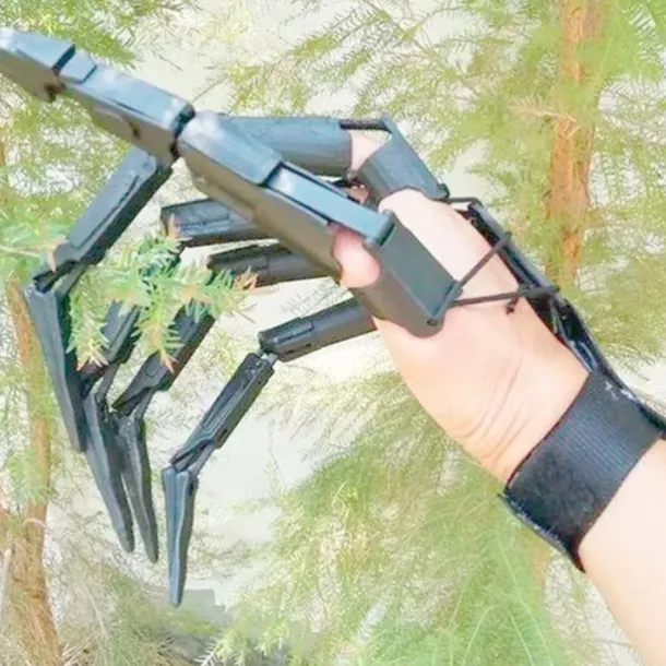 1 Pair Halloween Props Articulated Fingers Halloween Activity Finger Joints Outdoor Party Props Halloween Skeleton Decoration