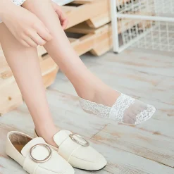 1 Pair Lace No Show Socks, Assorted Color Invisible Floral Lace Low Cut Ankle Socks, Women's Stockings & Hosiery