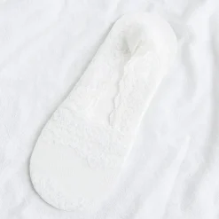 1 Pair Lace No Show Socks, Assorted Color Invisible Floral Lace Low Cut Ankle Socks, Women's Stockings & Hosiery