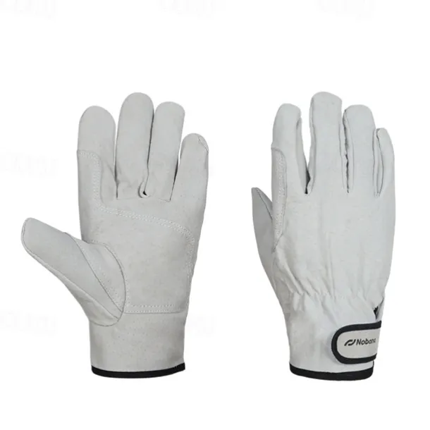 1 Pair of Outdoor Camping Picnic BBQ Gloves Heat Resistant Durable Non-Slip Gloves for Grilling Cooking and Outdoor Activities Protective Gloves for Handling Hot Items and BBQ Tools