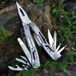 1 Pair Of Stainless Steel Folding Pliers With Screwdriver, Saw, Knife, Bottle Opener For Camping, Tactical, Household Tools