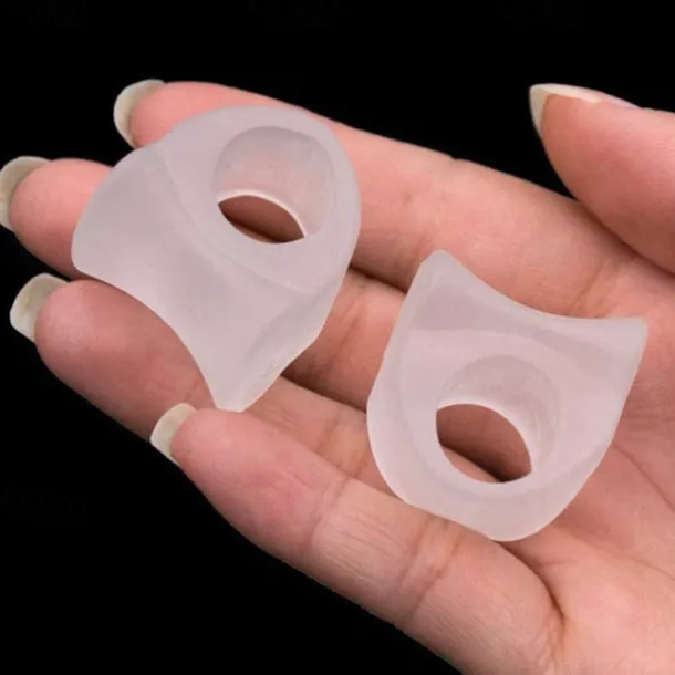 1 Pair Toe Spacers for Men and Women Purple Gel Toe Separators for Curled and Overlapping Toes Bunions Hammer Toe Straightener Big and Second Toe Spreader