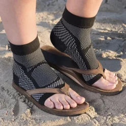 2/4 pairs Neuropathy Socks Compression Socks Ankle Compression Sleeve for Sports: Relieves Plantar Fasciitis, Achilles Tendonitis, Joint Pain, Reduces Swelling, Provides Heel Support