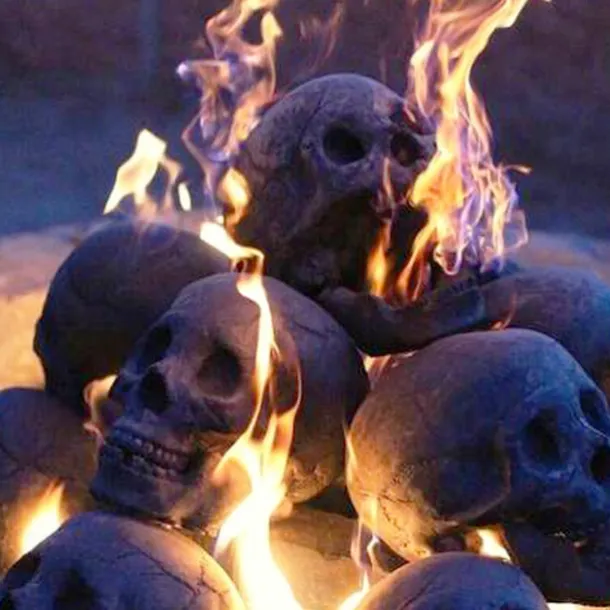 1 Pcs Realistic Skull Ornament Halloween Portable Fireproof Ceramic-Clay Skull Sculpture For Fireplace Terror Ceramic Ornaments Halloween Skeleton Decoration