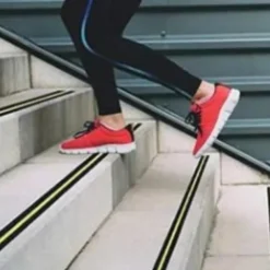 1 Roll Anti-slip Traction Tape With Dark Green Stripe Friction Grinding Adhesive For Indoor Outdoor Stair Treads Glow in the Dark