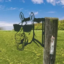 Animals Metal Garden Art Decor, Funny Peeping Cow Metal Wall Sculptures Weatherproof Wrought Iron Art Cow Sign Outdoor Garden Farmhouse Decor Cow Wall Decor