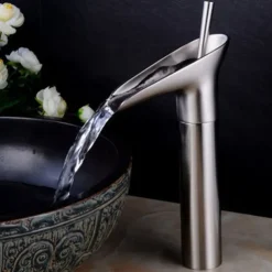 Antique Brass Bathroom Sink Faucet,Waterfall Single Handle One Hole Bath Taps with Hot and Cold Switch and Ceramic Valve