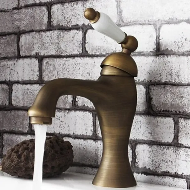 Antique Brass Bathroom Sink FaucetRotatable Ceramic Valve Single Handle One Hole Bath Taps with Hot and Cold Switch