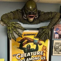 Art Deco Creature from the Black Lagoon-Inspired Monster Wall Hanging Ornament, General Fit PC Polycarbonate Lizard Man Decor, Non-Electric Movie Themed Craft without Feathers - 1pc