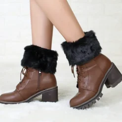 Autumn and Winter Short Style Cuffed Plush Insulation Socks and Boots Cover for Women's Knitted Wool Leg Protectors