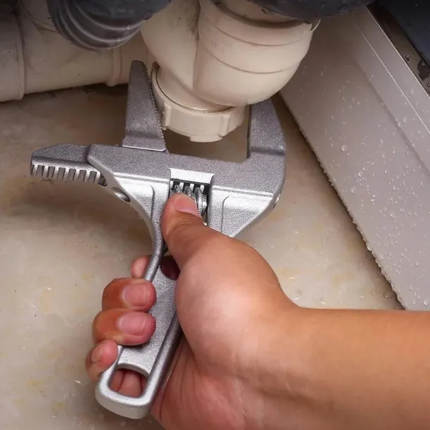 Bathroom Adjustable Wrench, 16-68mm Mini Adjustable Wrench, Small Space Multifunctional Aluminum Wrench, Bathroom Pipe Nut Removal Tool