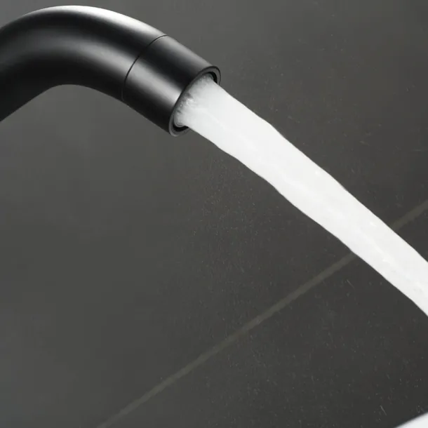 Bathroom Faucet Sink Only Cold Water Basin Taps Wall Mounted, 360 Rotates Single Handle Antique Brass Washroom Vessel Tap Black Chrome Golden White