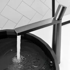 Bathroom Sink Faucet - Classic Electroplated Mount Outside Single Handle One HoleBath Taps