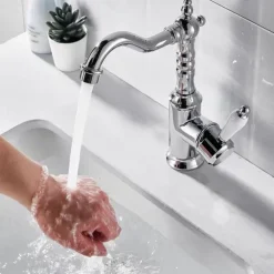 Bathroom Sink Faucet - Classic Electroplated Centerset Single Handle One HoleBath Taps