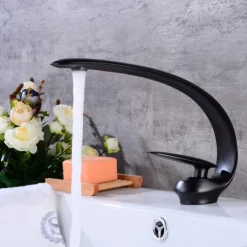 Bathroom Sink Faucet - Classic Oil-rubbed Bronze / Nickel Brushed / Electroplated Centerset Single Handle One HoleBath Taps