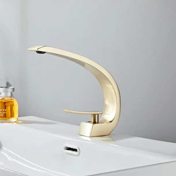 Bathroom Sink Faucet - Classic Oil-rubbed Bronze / Nickel Brushed / Electroplated Centerset Single Handle One HoleBath Taps