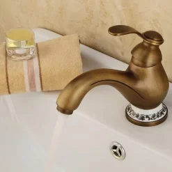 Bathroom Sink Faucet - Classic Antique Brass Centerset Single Handle One HoleBath Taps
