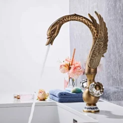 Bathroom Sink Faucet - Classic Electroplated Centerset Single Handle One HoleBath Taps