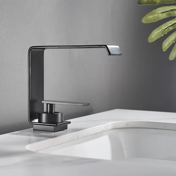 Bathroom Sink Faucet - Classic Electroplated Centerset Single Handle One HoleBath Taps