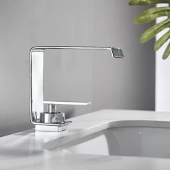 Bathroom Sink Faucet - Classic Electroplated Centerset Single Handle One HoleBath Taps