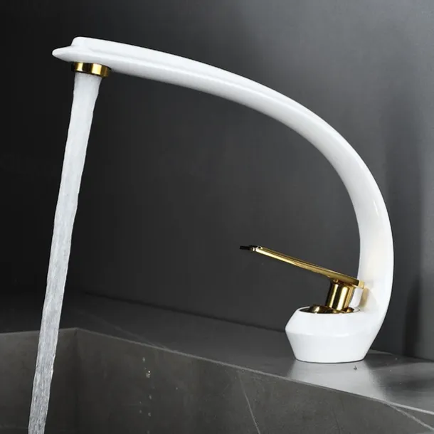 Bathroom Sink Faucet - Classic Electroplated / Painted Finishes Centerset Single Handle One HoleBath Taps