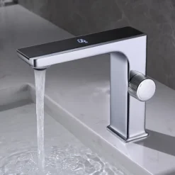 Bathroom Sink Faucet - Classic Chrome / Gun Grey Electroplated / Black / Whiete Painted Finishes Centerset Single Handle One HoleBath Temperature Display Taps