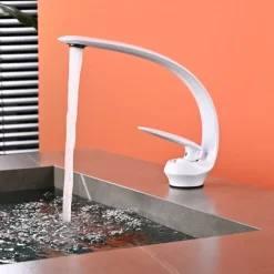 Bathroom Sink Faucet - Classic Antique Brass / Electroplated Centerset Single Handle One HoleBath Taps