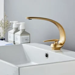 Bathroom Sink Faucet - Classic Antique Brass / Electroplated Centerset Single Handle One HoleBath Taps