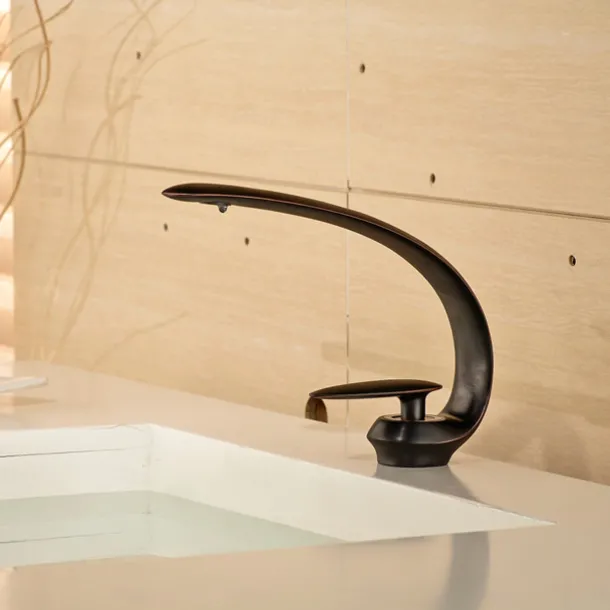 Bathroom Sink Faucet - Classic Antique Brass / Electroplated Centerset Single Handle One HoleBath Taps