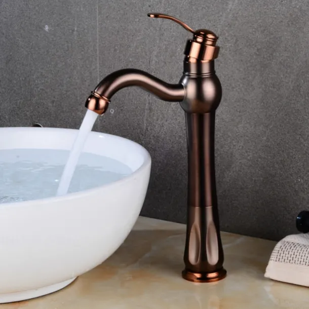 Bathroom Sink Faucet - Classic Electroplated Centerset Single Handle One HoleBath Taps