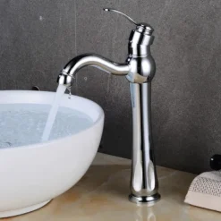 Bathroom Sink Faucet - Classic Electroplated Centerset Single Handle One HoleBath Taps