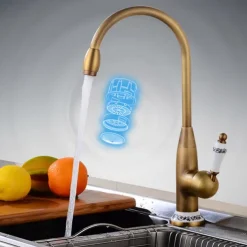 Bathroom Sink Faucet - FaucetSet / Widespread Antique Brass Centerset Single Handle One HoleBath Taps