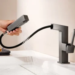 Bathroom Sink Faucet - Pull out / Classic / Pullout Spray Chrome / Nickel Brushed / Electroplated Centerset Single Handle One HoleBath Taps