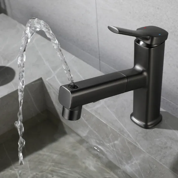 Bathroom Sink Faucet - Pull out Electroplated Centerset Single Handle One HoleBath Taps