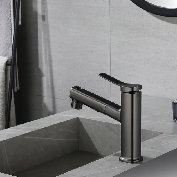 Bathroom Sink Faucet - Pull out Electroplated Centerset Single Handle One HoleBath Taps