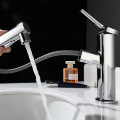 Bathroom Sink Faucet - Pull out Electroplated Centerset Single Handle One HoleBath Taps