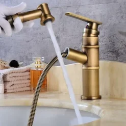 Bathroom Sink Faucet - Pull out Oil-rubbed Bronze / Antique Brass Centerset Single Handle One HoleBath Taps