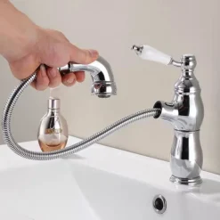 Bathroom Sink Faucet - Pull out Electroplated Centerset Single Handle One HoleBath Taps