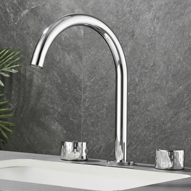 Bathroom Sink Faucet - Rotatable / Classic Electroplated Widespread Two Handles Three Holes Bath Taps