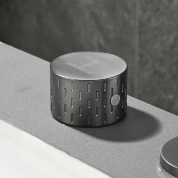 Bathroom Sink Faucet - Rotatable / Classic Electroplated Widespread Two Handles Three Holes Bath Taps