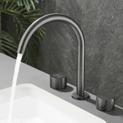 Bathroom Sink Faucet - Rotatable / Classic Electroplated Widespread Two Handles Three Holes Bath Taps