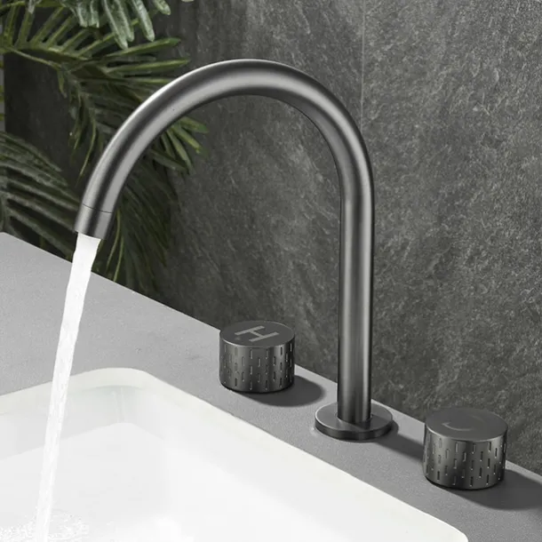 Bathroom Sink Faucet - Rotatable / Classic Electroplated Widespread Two Handles Three Holes Bath Taps