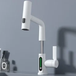 Bathroom Sink Faucet - Rotatable / Pull out / LED Electroplated / Painted Finishes Centerset Single Handle One HoleBath Taps