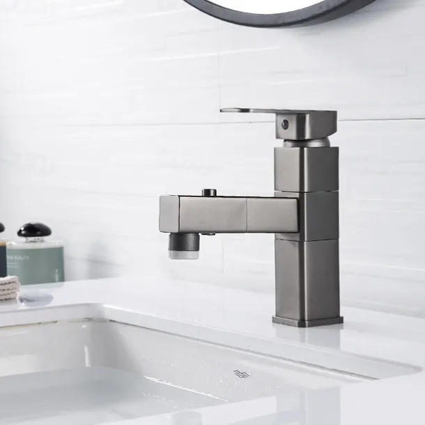 Bathroom Sink Faucet - Rotatable / Pull out / Classic Electroplated / Painted Finishes Centerset Single Handle One HoleBath Taps