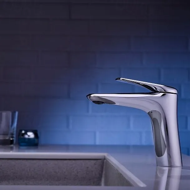 Bathroom Sink Faucet - Single Chrome / Brushed / Electroplated Centerset Single Handle One HoleBath Taps / Brass