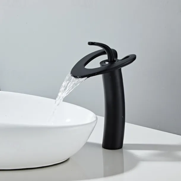 Bathroom Sink Faucet - Waterfall Chrome / Nickel Brushed / Electroplated Centerset Single Handle One HoleBath Taps