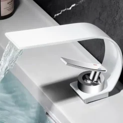 Bathroom Sink Faucet - Waterfall Electroplated Centerset Single Handle One HoleBath Taps