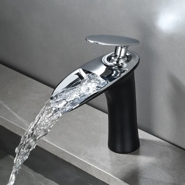 Bathroom Sink Faucet - Waterfall Electroplated / Painted Finishes Centerset Single Handle One HoleBath Taps